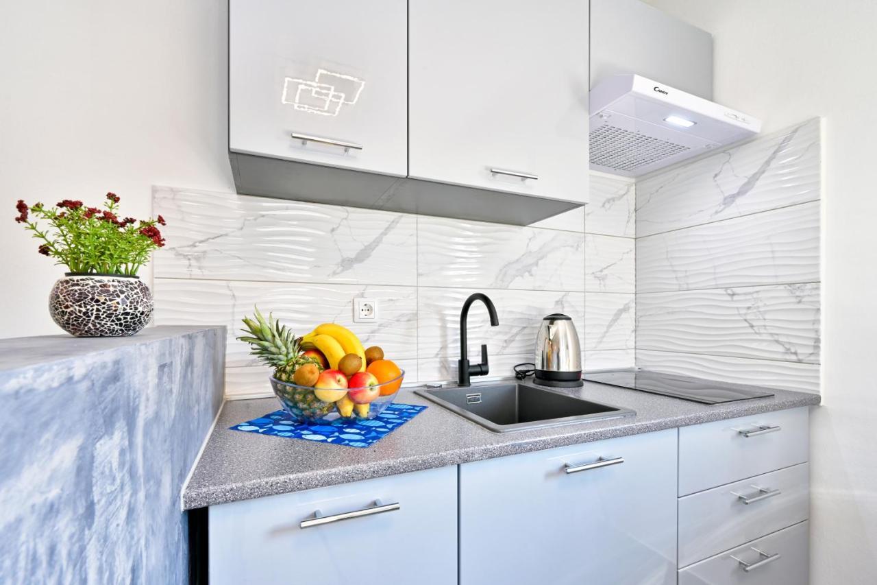 Apartman Michael / Novalja / Zrce Екстериор снимка