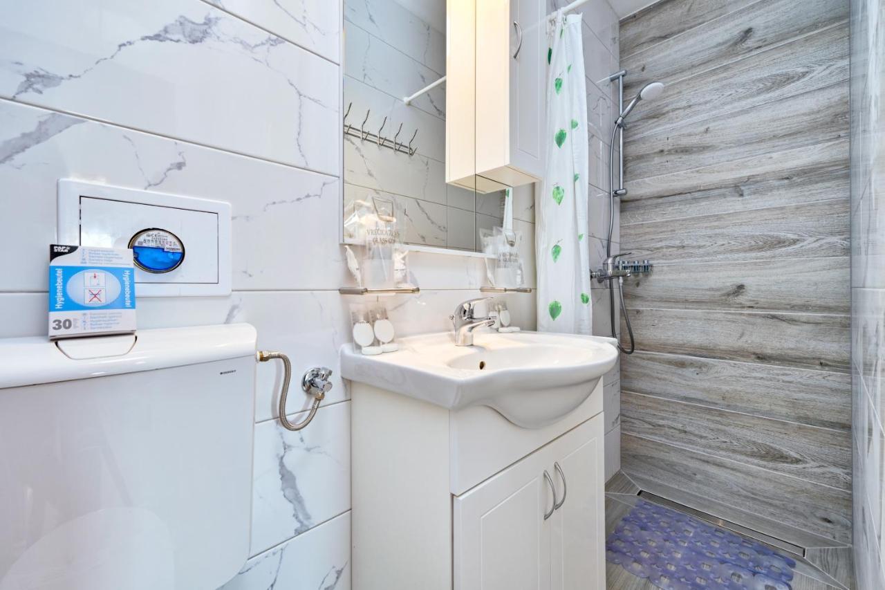 Apartman Michael / Novalja / Zrce Екстериор снимка
